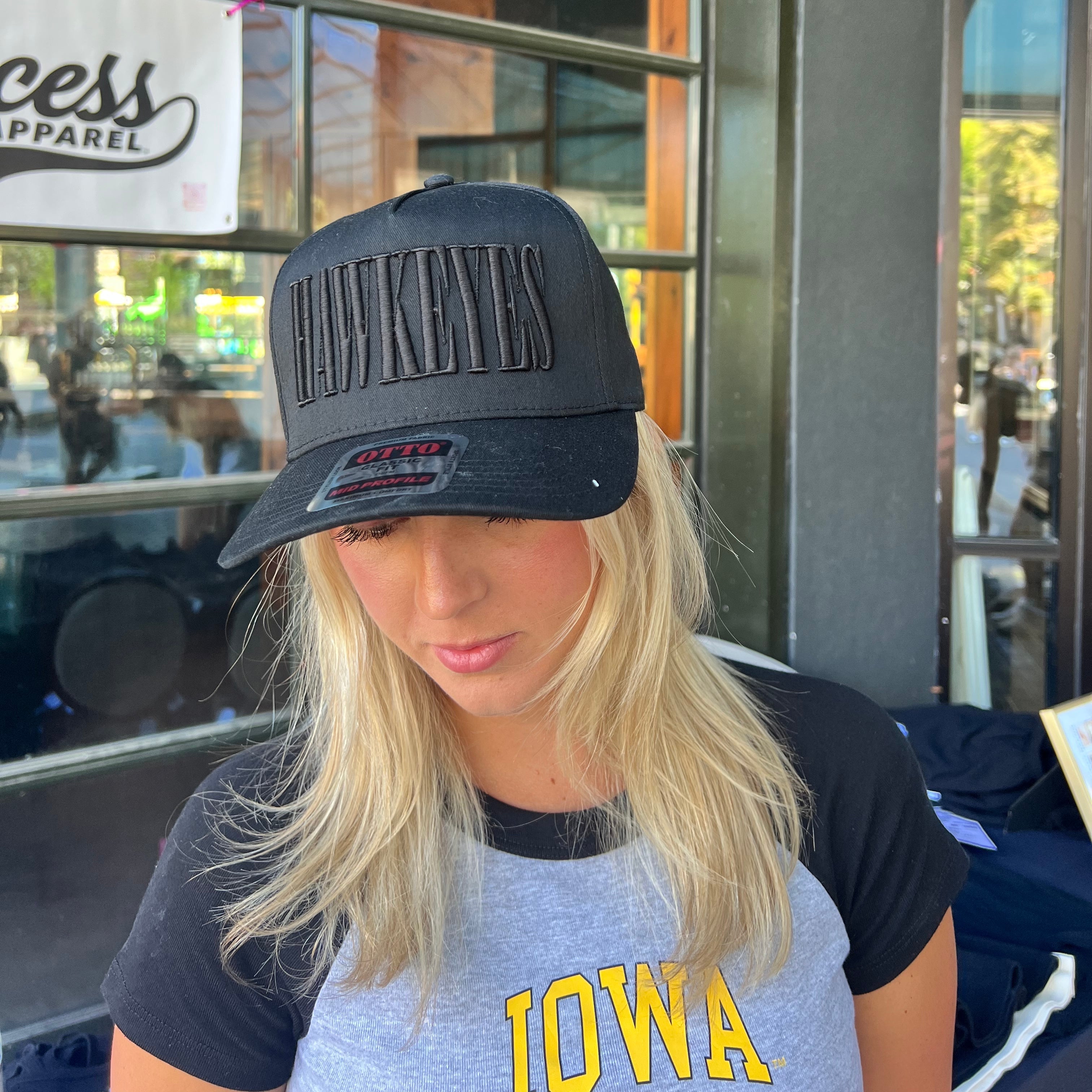 Hawkeyes Stretch Contrast Cap