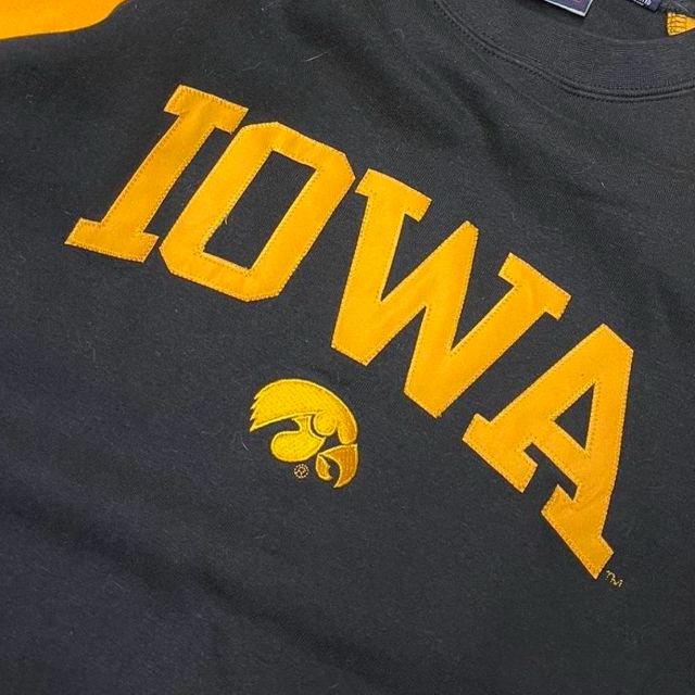 Vintage Iowa Text Crewneck